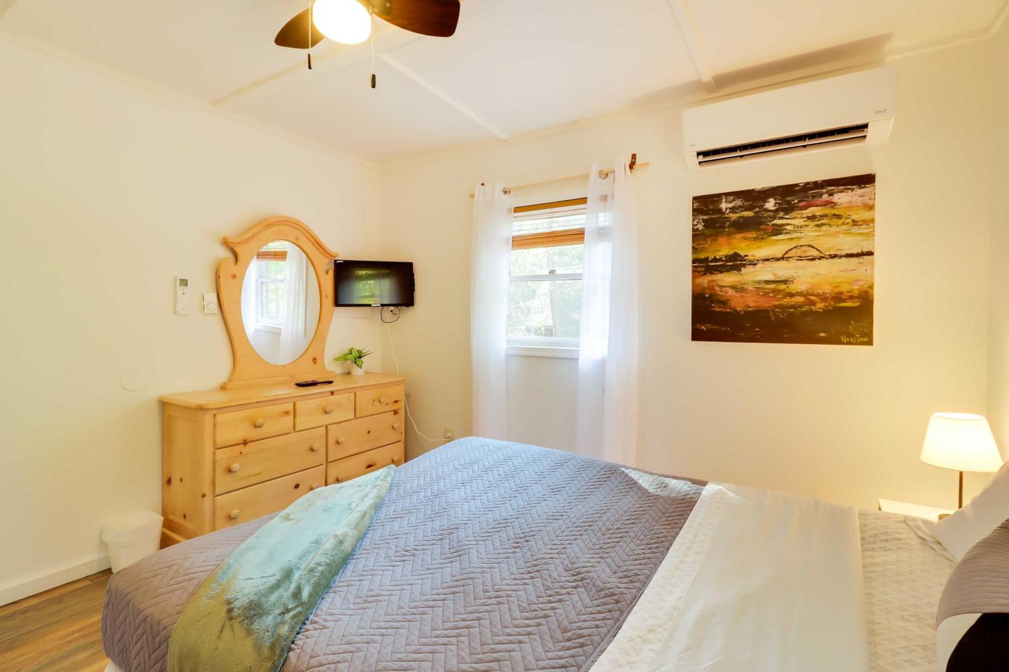 Poconos Ski Retreat With Sauna, Hot Tub, And Game Room Лейк-Хармони Экстерьер фото